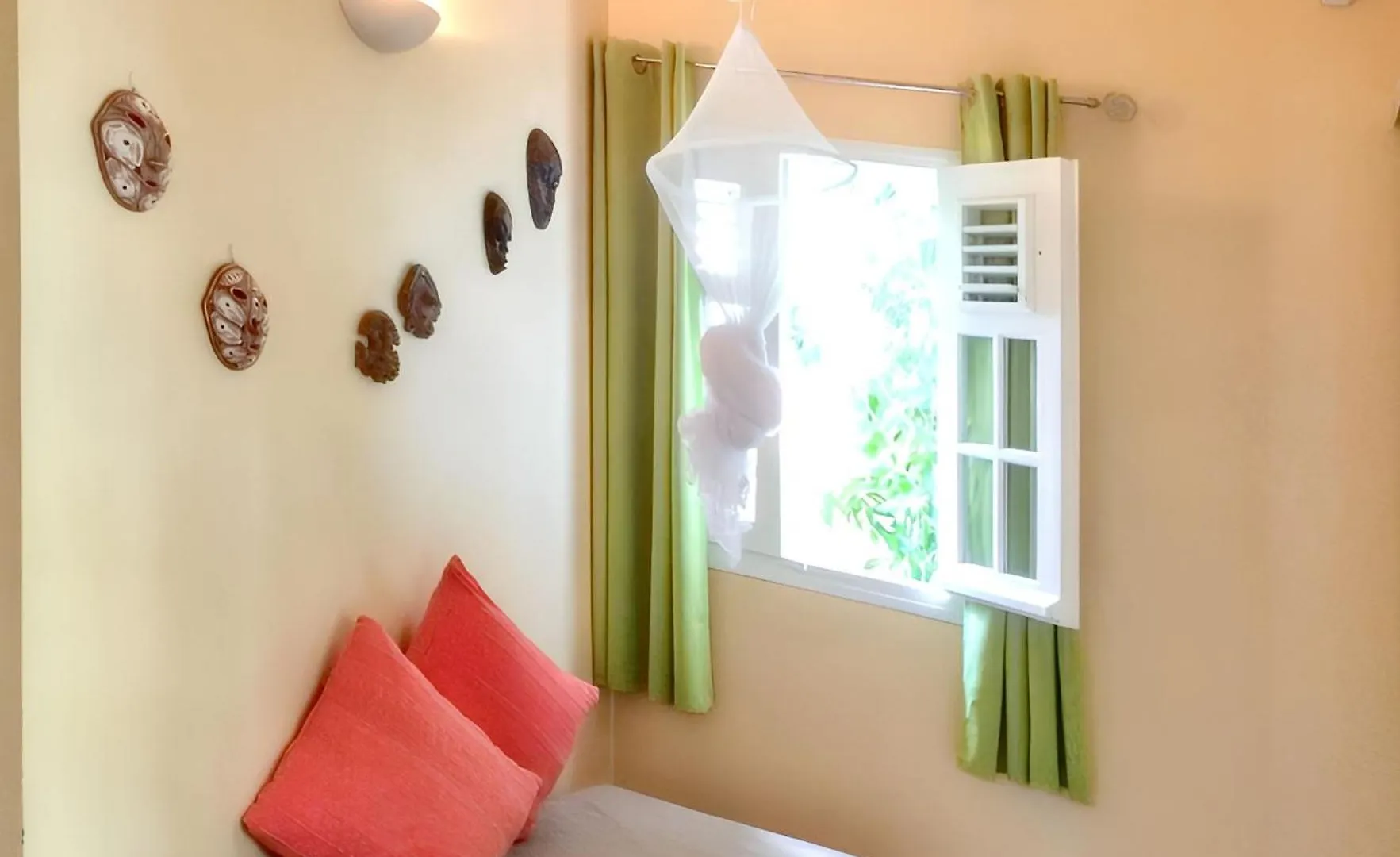 Ferienhaus Bungalow Idyllique A Trois-Rivieres Avec Piscine Partagee Guadeloupe